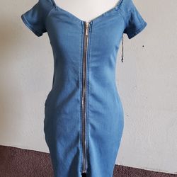 Denim strech dress (M) It makes your body look beautiful!