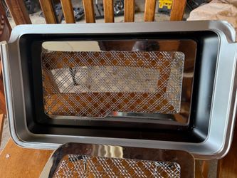 Tiarra grille