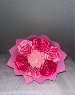 Pink eternal Rose bouquet 7 count