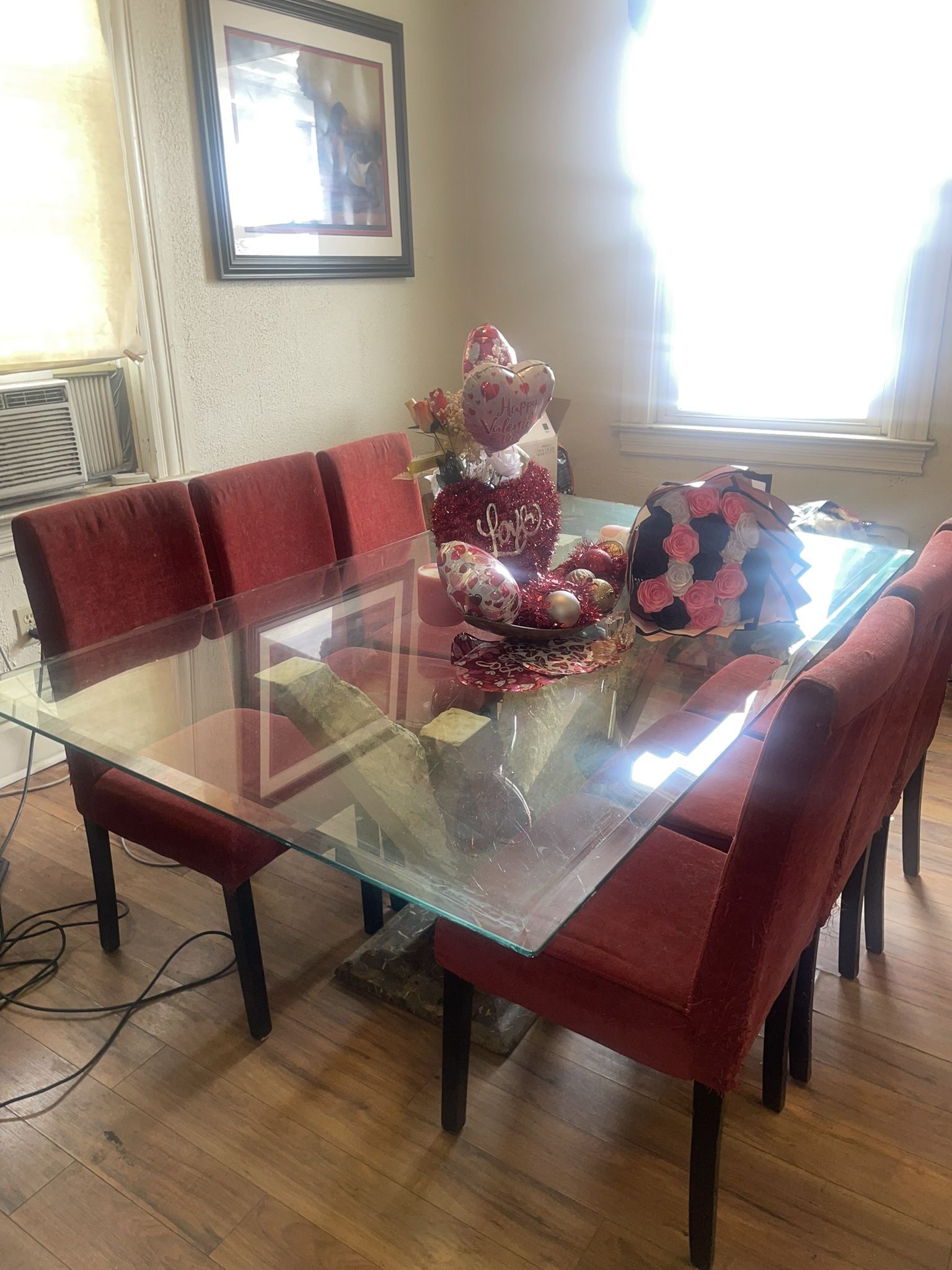 Glass Table With Six Chairs.