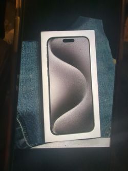 iPhone 15 Pro Max 1tb White $1500 New