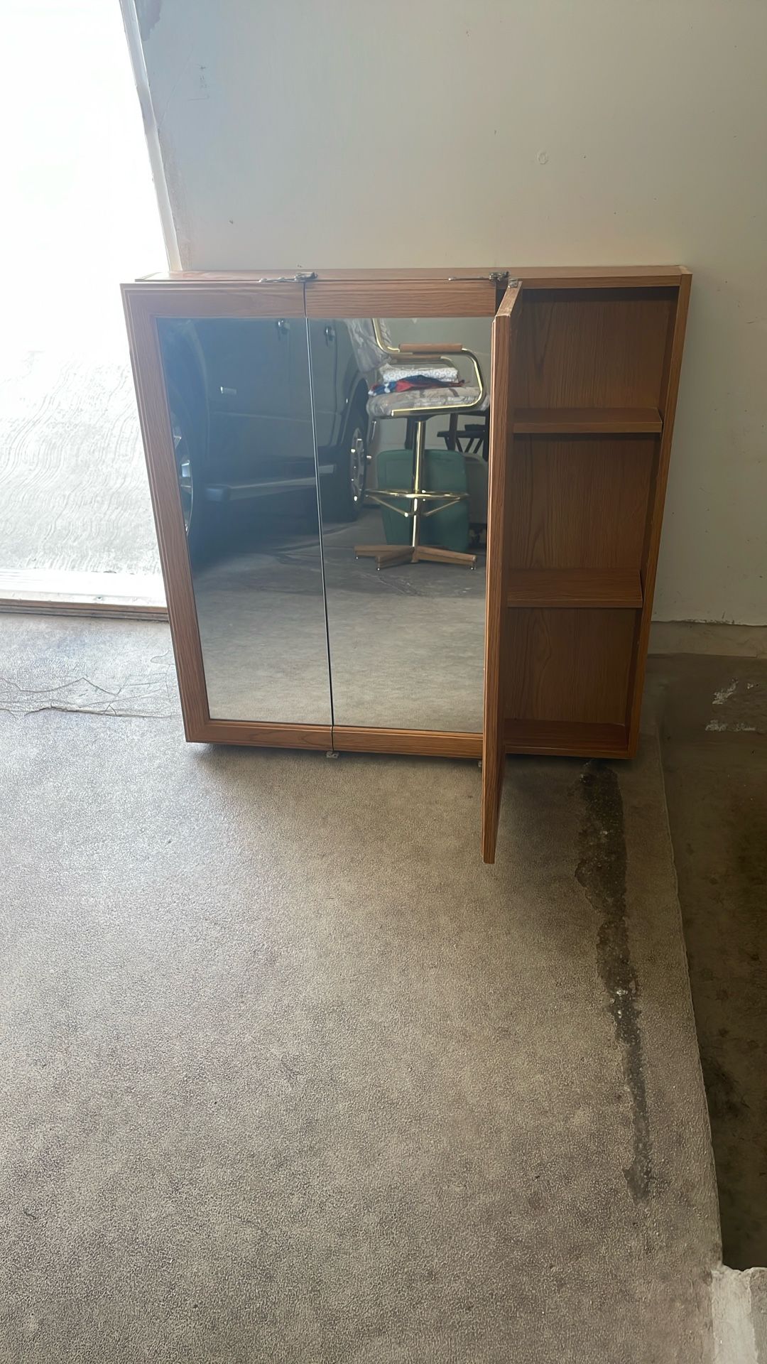 Medicine cabinet