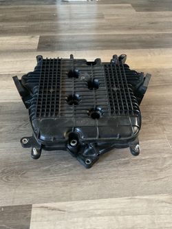 Infinity G37 intake manifold