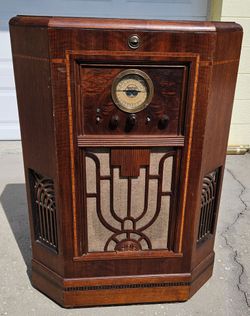 RARE 1930s Sparton Triolian Type 1466 Chassis 3-Speaker Art Deco Tube Radio UNTESTED
