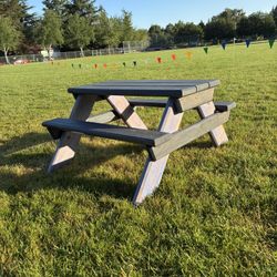 Custom Heavy Duty Kids Picnic Tables 