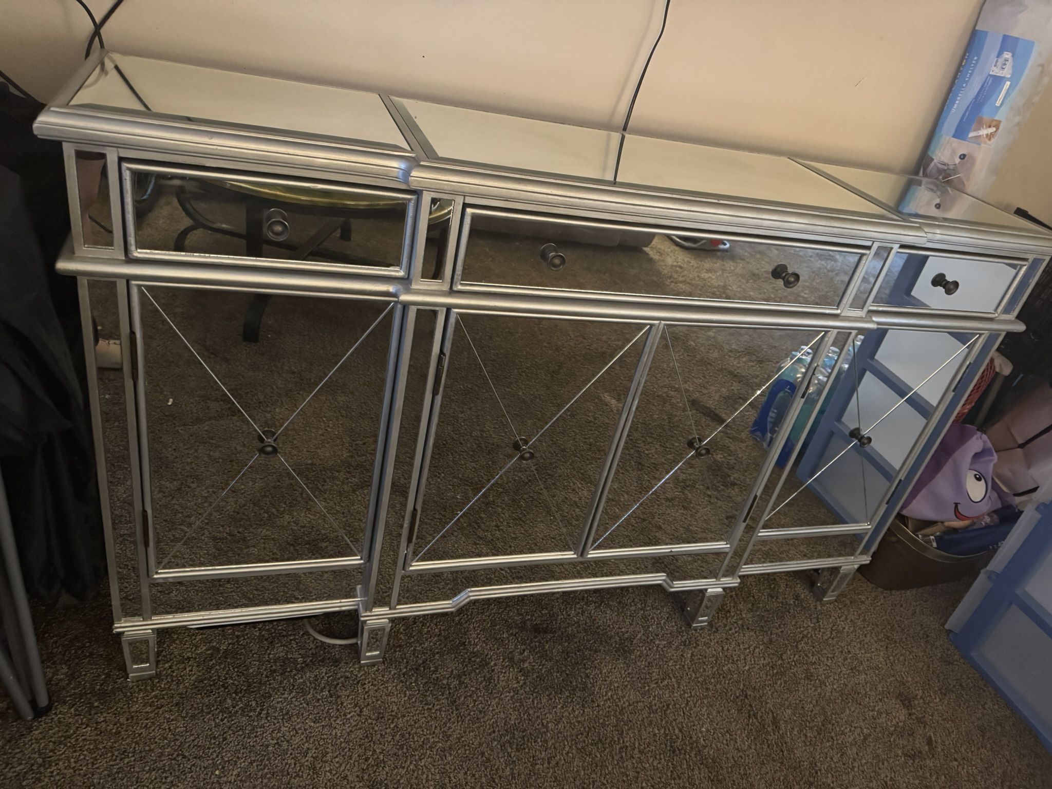 Mirror Dresser