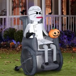 NIGHTMARE BEFORE CHRISTMAS DECORATION.