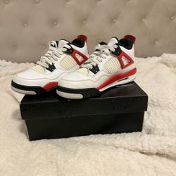 Jordan 4