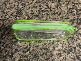 NaturalSlim Clear Plastic Makeup Toiletry Travel Bag Zippered