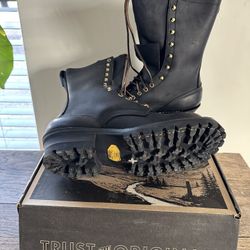 Whites boots Men’s 10D Brand New 