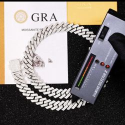 VVS1 Moissanite Cuban Link Chain. Passes All Diamond Testers