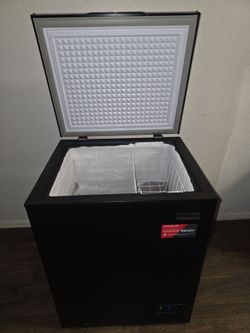 5.0 cu ft chest freezer