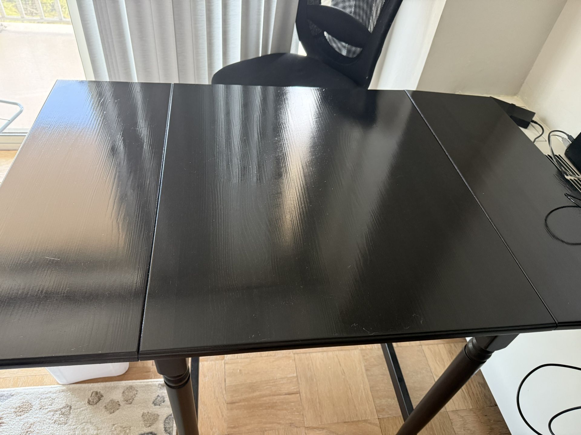 Working Desk