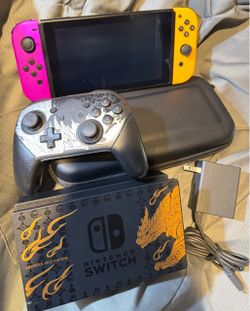 Nintendo Switch MONSTER HUNTER Special Edition Bundle (+Authentic Pro Controller)