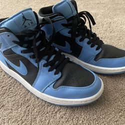 Nike Dunks 
