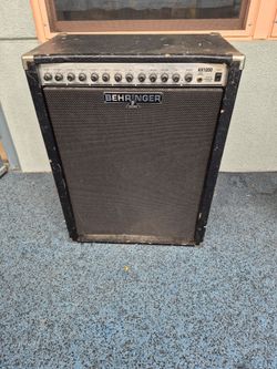Behringer amplifier