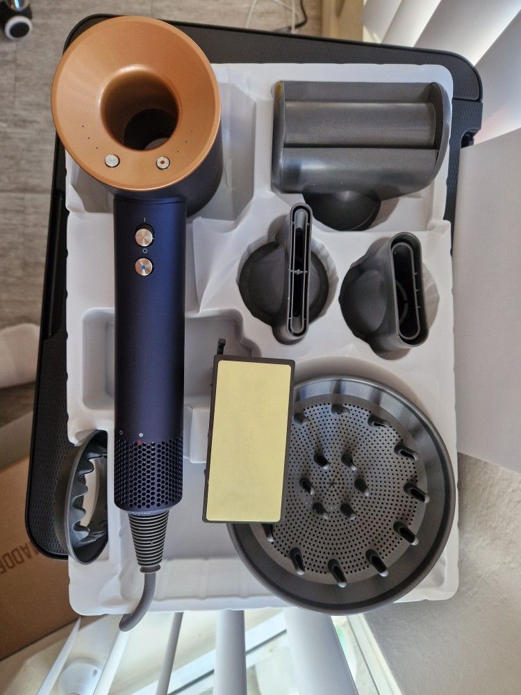 dyson hair dryer supersonic