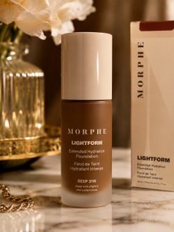 Morphe Lightform Extended Hydration Foundation Shade: Deep 31W
