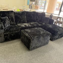 Sectional With Ottoman 