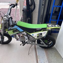 Razor Dirt Bike 