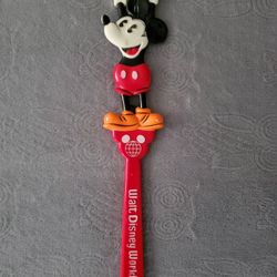 Vintage Early 80's WDW Mickey Mouse Back Scratcher 16"