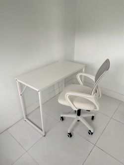 Office desk and chair white
