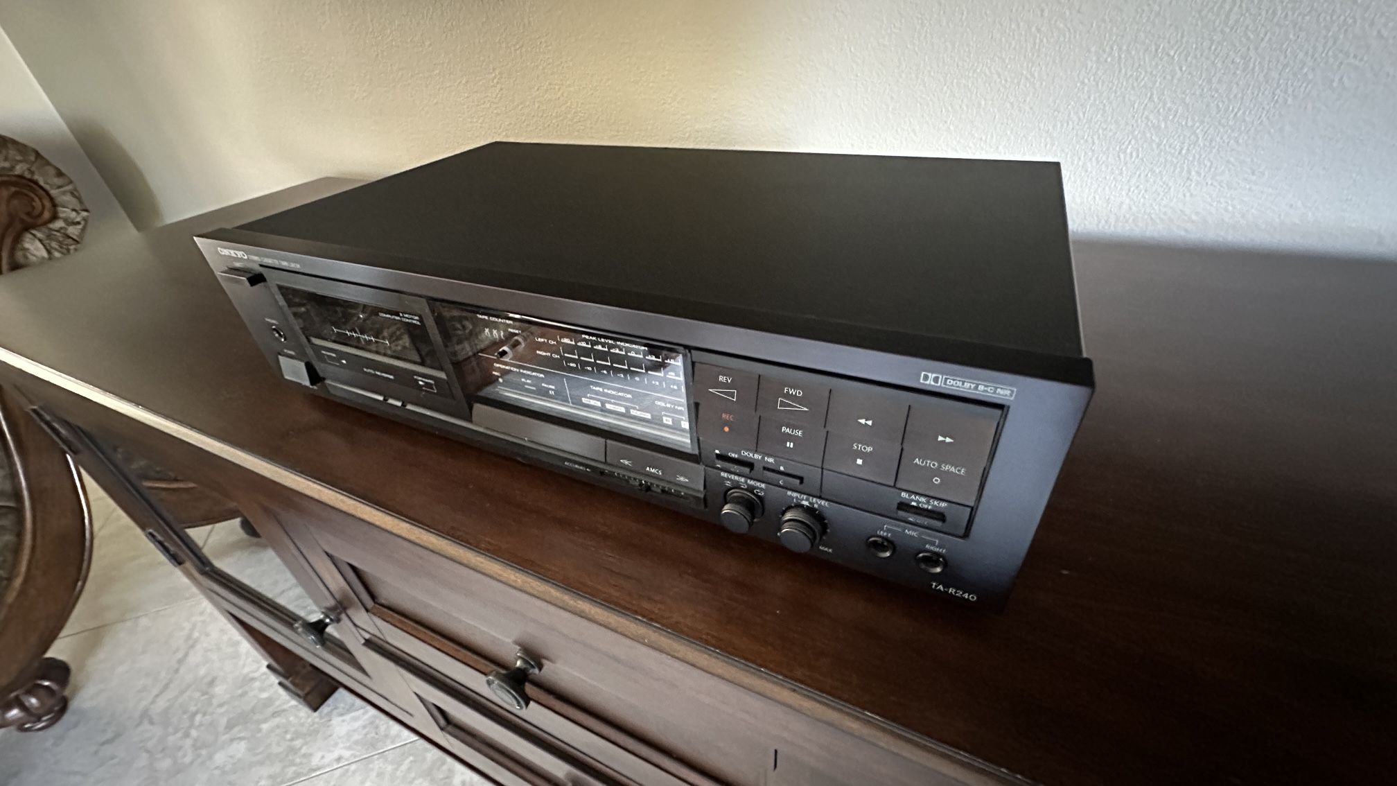 Onkyo TA-R240 Cassette Tape Deck