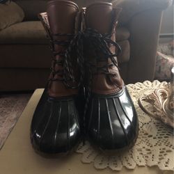 New , Women’s Sz 10 Boots 