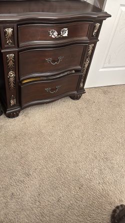 Bedroom set