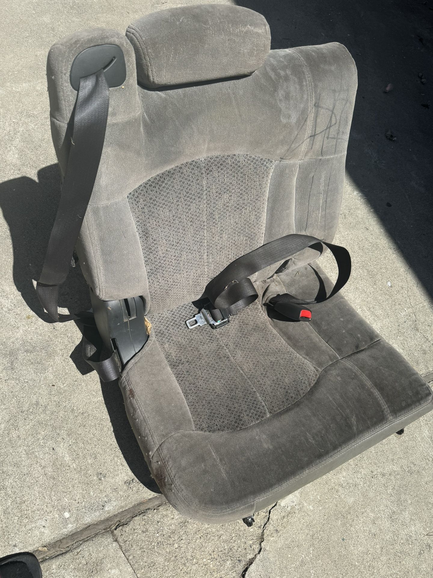 2001 Chevy Taho Seats X2 Seats