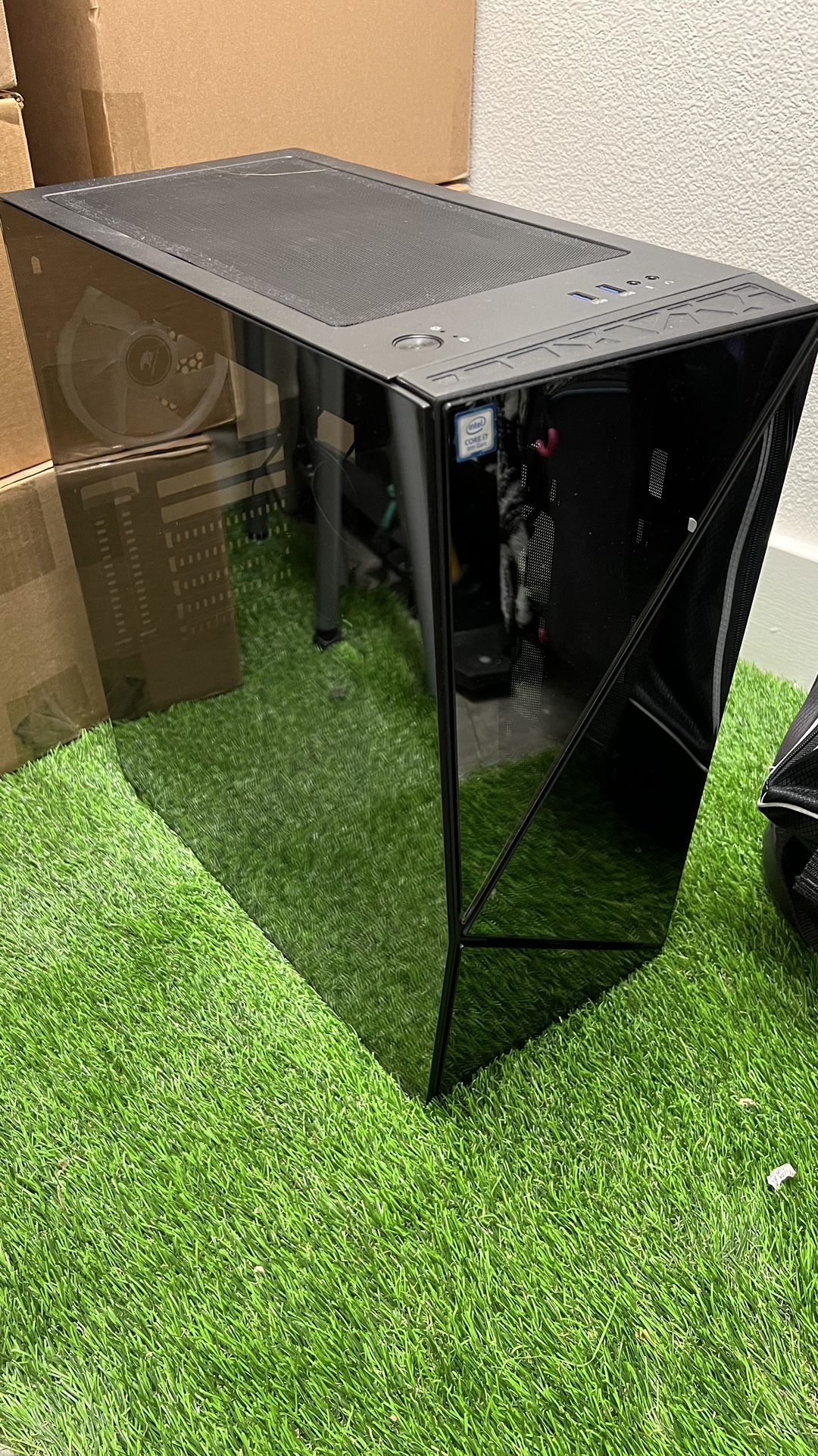 iBUYPOWER PC Mirrored Computer Case- No back Panel