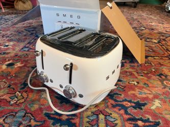 Smeg 4 slice toaster (white)