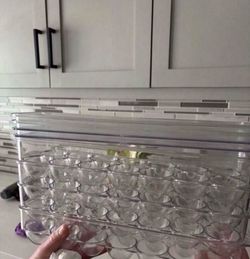 4 EGG STORAGE CONTAINERS WITH LIDS