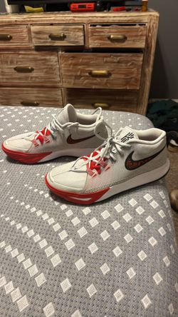 Nike Kyrie
