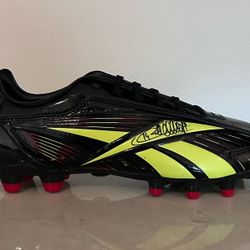 Thierry Henry Signed Reebok Hard Ground Cleat - SEND OFFERS! 