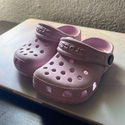 Baby Crocs Size 2/3