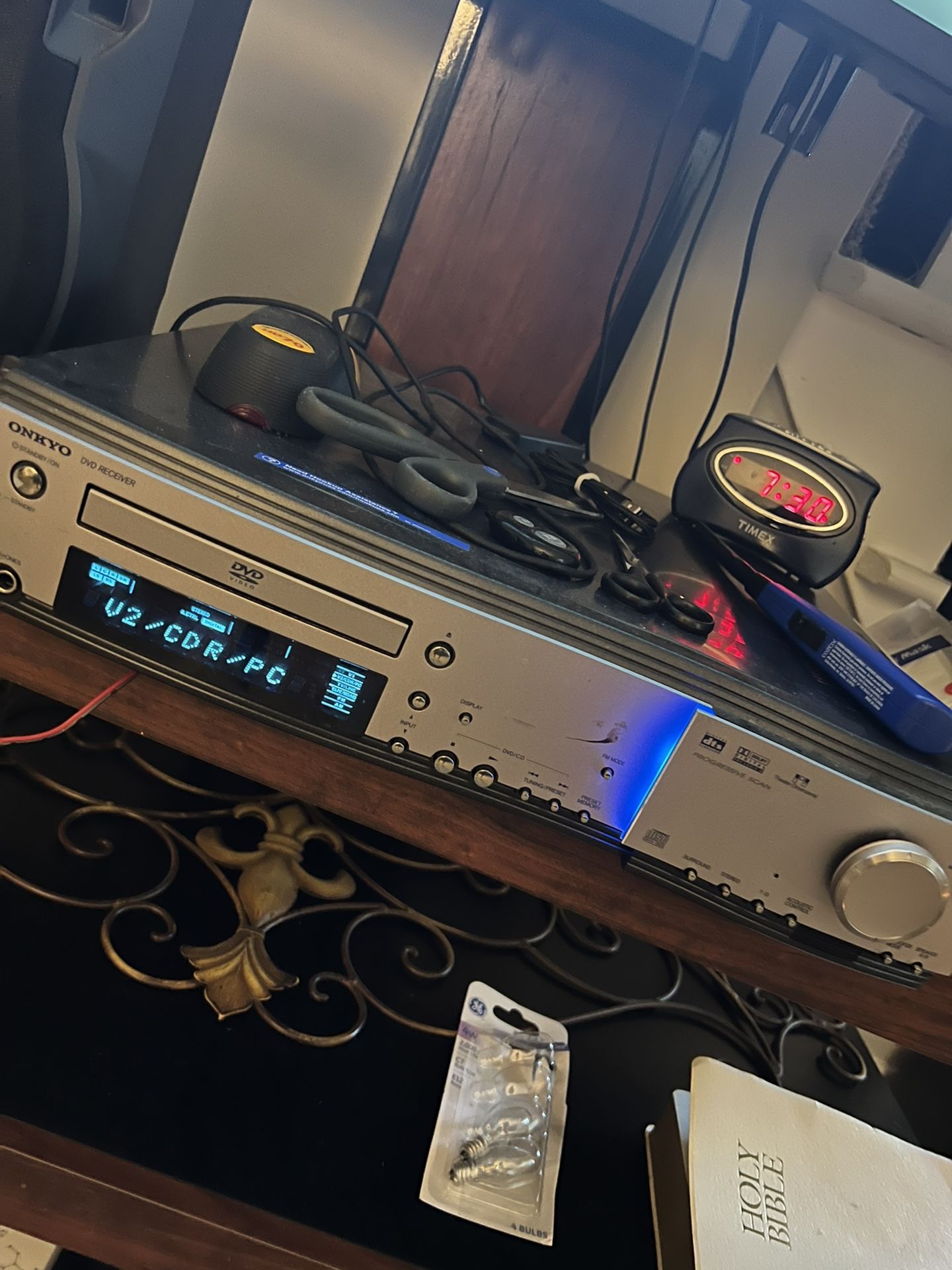 onkyo dvd receiver dr-s2.2 With Speakers