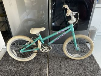 Girls Bmx Bike