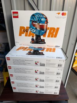 LEGO McLaren F1 Oscar Piastri Helmet Set 43017