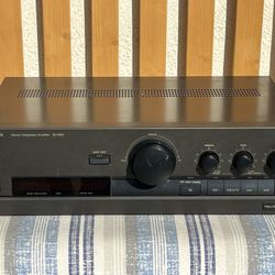 Techniques stereo integrated amplifier