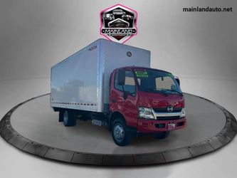 2019 Hino 195
