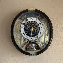 Wall Clock Seiko Melodies In Motion Musical