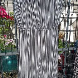 WOMEN'S SIZE LARGE STRIPED JUMPSUIT