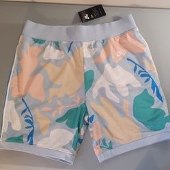 Nike SB Sunday Skate Day Shorts With Blue Floral Pattern - Size Medium - New