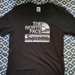 North face Supreme Shirt Size XL Worn 2x