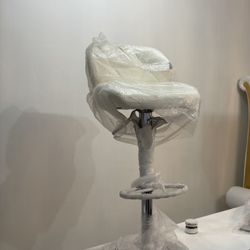 4 Salón Chairs 