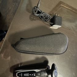 Phillips And  Norelco Series 9000