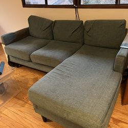 Sectional Couch - Nice Color!