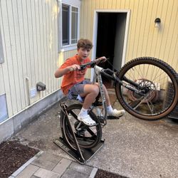 Wheelie / Balance Machine - MTB Hopper