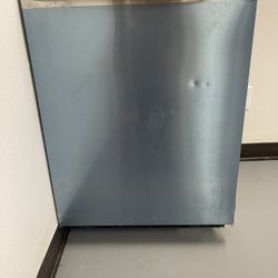 New Fridagire Dishwasher 